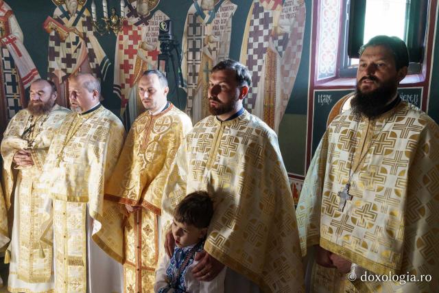 „În biserici învățăm cum să-L iubim pe Dumnezeu, cum să ne iubim unii pe alții”