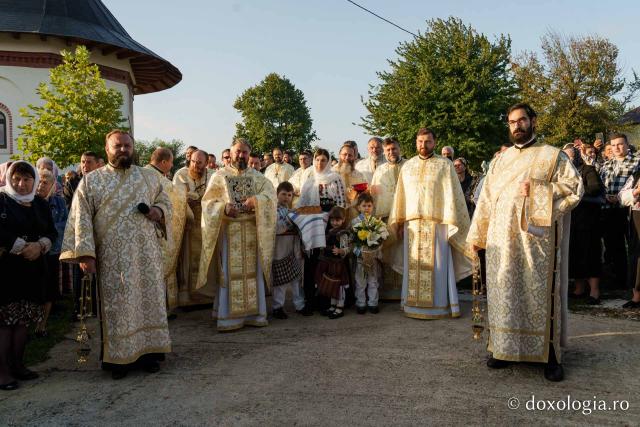 „În biserici învățăm cum să-L iubim pe Dumnezeu, cum să ne iubim unii pe alții”