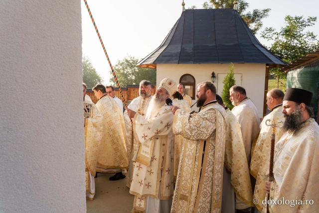 „În biserici învățăm cum să-L iubim pe Dumnezeu, cum să ne iubim unii pe alții”