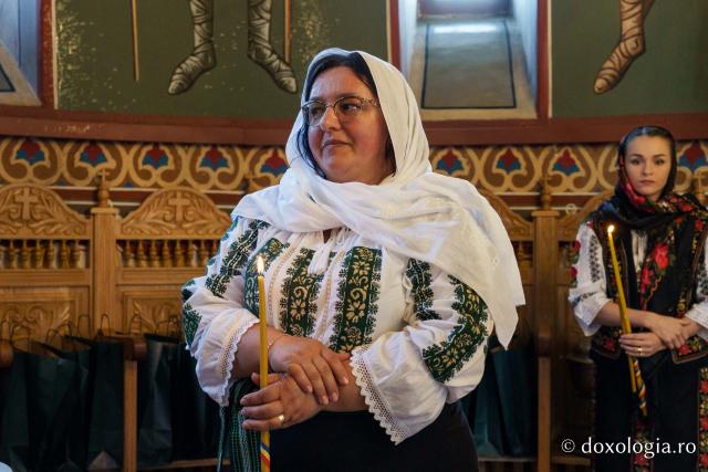 PS Nichifor Botoșăneanul, la târnosirea bisericii din satul Doina: „Cu fiecare slujbă de sfințire, inima noastră se umple de putere și de adevăr”