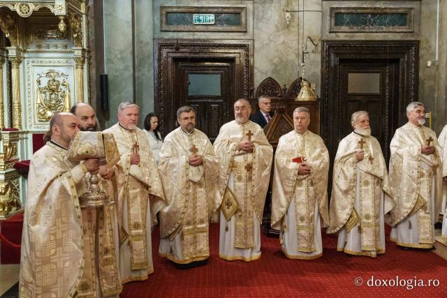 Rugăciune și binecuvântare pentru studenți și profesori, la începutul noului an universitar, la Facultatea de Teologie Ortodoxă din Iași