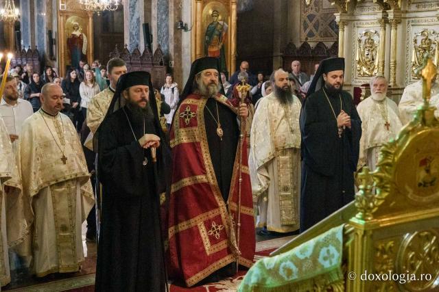 Rugăciune și binecuvântare pentru studenți și profesori, la începutul noului an universitar, la Facultatea de Teologie Ortodoxă din Iași