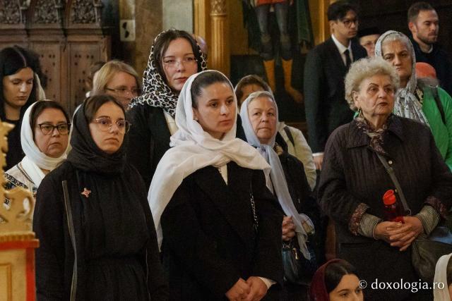 Rugăciune și binecuvântare pentru studenți și profesori, la începutul noului an universitar, la Facultatea de Teologie Ortodoxă din Iași