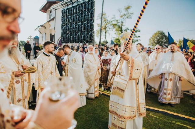 Biserica Parohiei Negrești I, sfințită după lucrări de restaurare și înfrumusețare