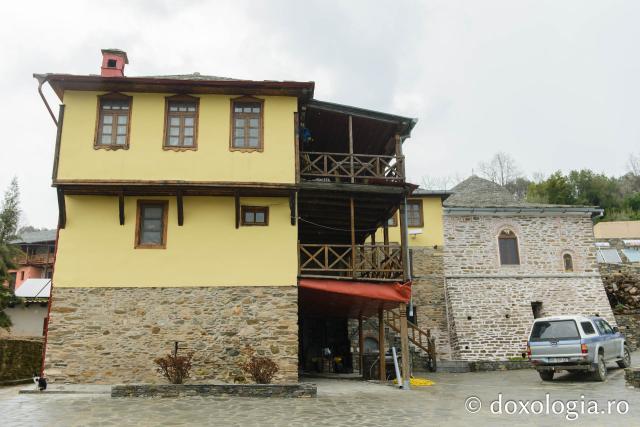 Chilia „Sfântul Nicolae” Kaproulis din Kareia, Athos