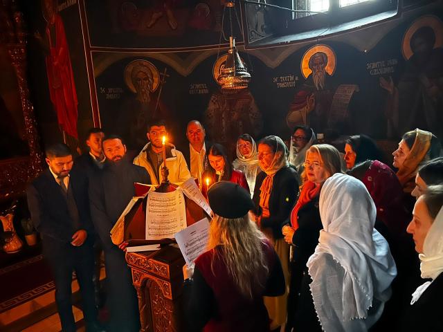 Distincția „Crucea Sfântului Mitropolit Dosoftei pentru mireni”, oferită inspectorului de Religie din Iași