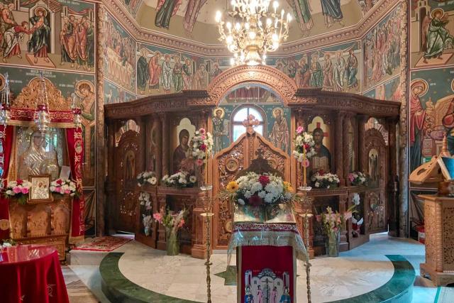 Hramul Mănăstirii „Înălțarea Sfintei Cruci” din Brusturi, marcat prin rugăciune și cinstirea eroilor