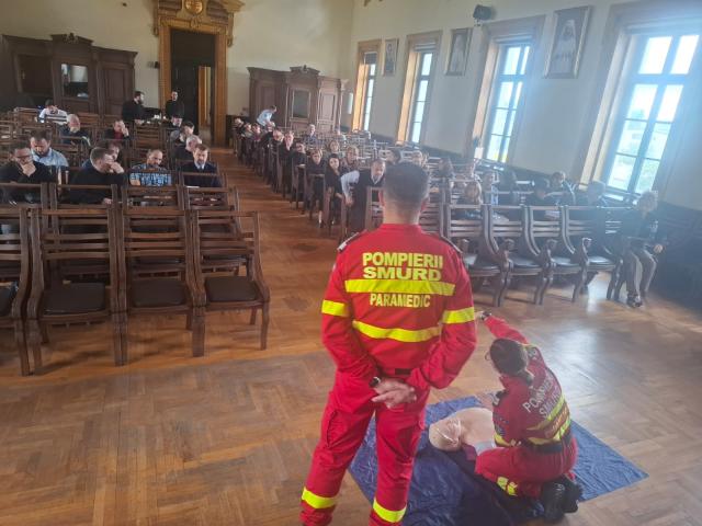 Pregătirea face diferența – instruire în domeniul situațiilor de urgență pentru angajații Centrului Eparhial al Arhiepiscopiei Iașilor