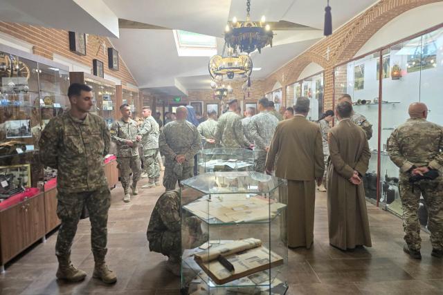 Tineri militari, în mijlocul istoriei: Tabăra „Urmașii Dorobanților” de la Mănăstirea „Înălțarea Sfintei Cruci” – Brusturi