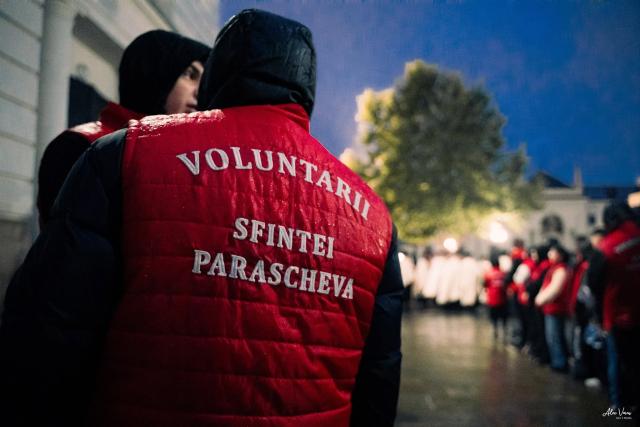 1.500 de voluntari vor fi alături de pelerinii veniți la Iași de sărbătoarea Sfintei Cuvioase Parascheva