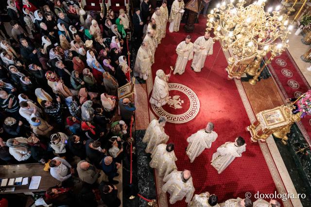 PS Visarion, Episcopul Tulcii, a slujit Sfânta Liturghie la Catedrala Mitropolitană din Iași în cea de-a patra zi de pelerinaj