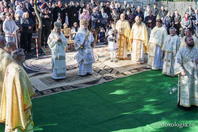 Biserica Parohiei Agafton a fost sfințită de doi ierarhi