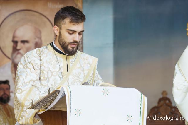 Biserica Parohiei Agafton a fost sfințită de doi ierarhi