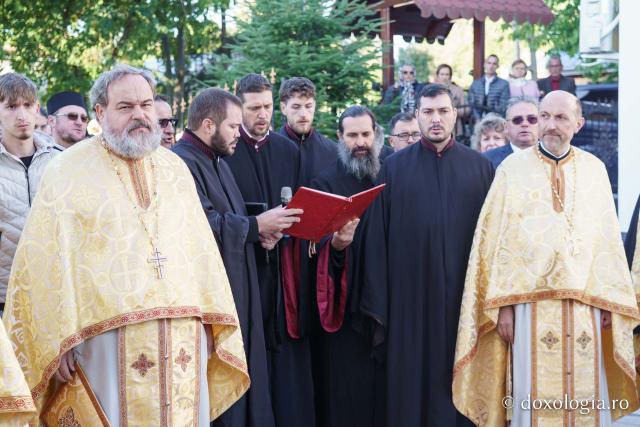 Biserica Parohiei Agafton a fost sfințită de doi ierarhi