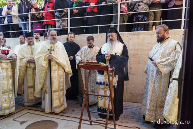 Un nou paraclis închinat Sfinților Cuvioși Paisie și Cleopa de la Sihăstria, sfințit la Dorohoi