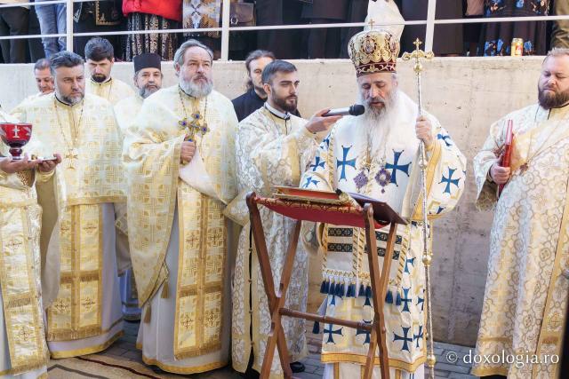 Un nou paraclis închinat Sfinților Cuvioși Paisie și Cleopa de la Sihăstria, sfințit la Dorohoi
