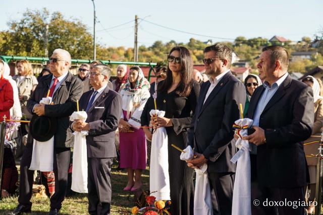 Biserica „Buna Vestire” din Cercu-Bârnova a primit veșmântul sfințirii
