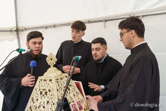 Biserica „Buna Vestire” din Cercu-Bârnova a primit veșmântul sfințirii