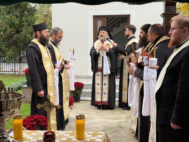 Slujbă arhierească la Parohia „Înălțarea Domnului” din Iași