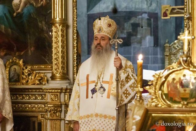 (Video) IPS Teofan: „Suntem chemați să purtăm nu doar suferința noastră, ci și suferința celorlalți”