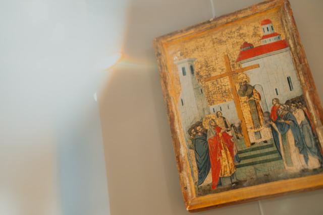 Expoziția „Când Cerul se deschide!” a fost vernisată la Palatul Culturii din Iași