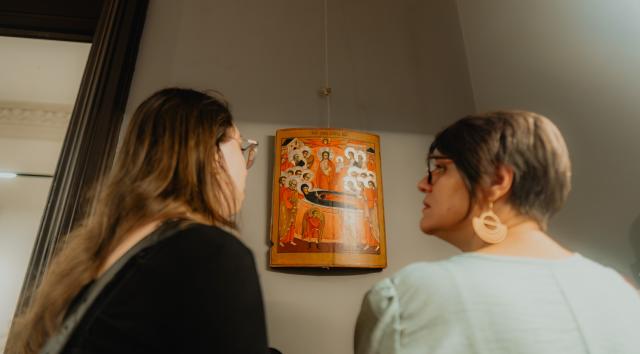Expoziția „Când Cerul se deschide!” a fost vernisată la Palatul Culturii din Iași