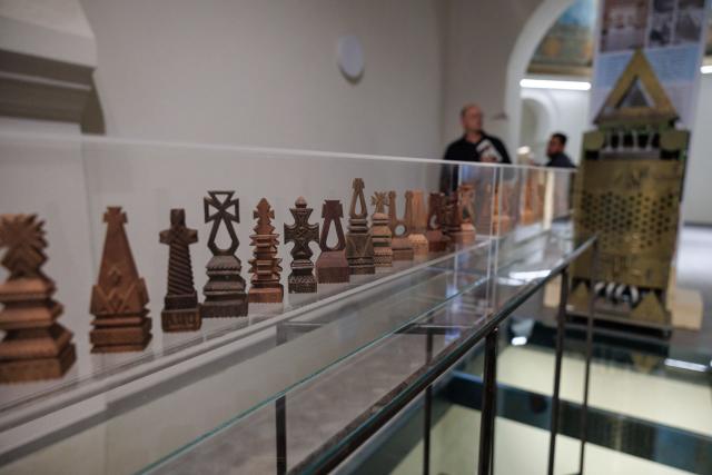 „NEW SACRED ART”, expoziție dedicată expresiilor sacrului în arta contemporană, la CIAC Baia Turcească
