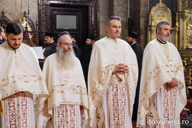 PS Damaschin Dorneanul, în ultima zi de hram la Iași: „Nu doar noi o cinstim pe Sfânta Parascheva, ci ea ne cinstește, ne prețuiește și ne iubește”