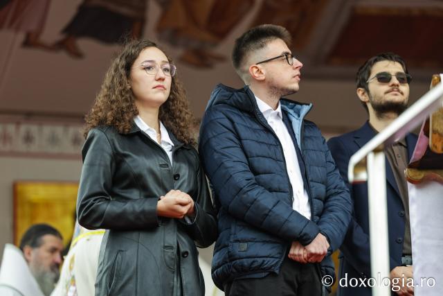 Cine sunt cei 10 bursieri