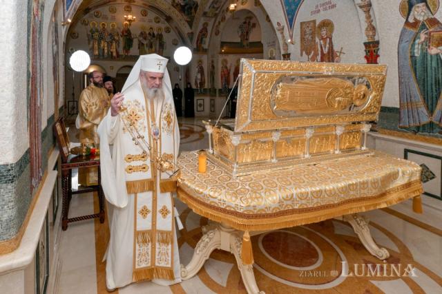 Racla Sfântului Constantin Sârbu a fost binecuvântată de Preafericitul Părinte Patriarh Daniel