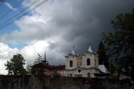 Mănăstirea „Sfântul Ilie de la Izvor”