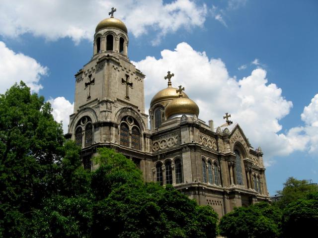 Catedrala „Adormirea Maicii Domnului” (Varna)