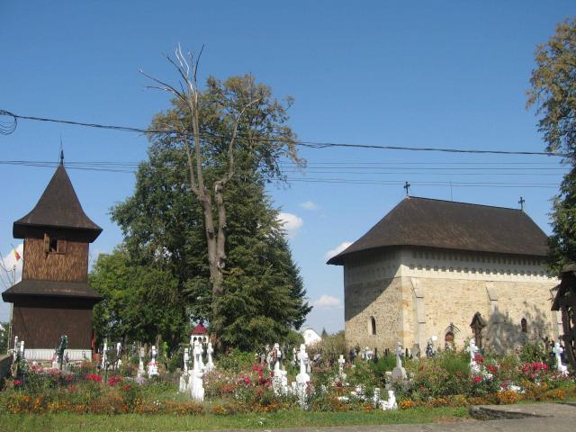 Biserica „Înălțarea Sfintei Cruci” din Volovăț