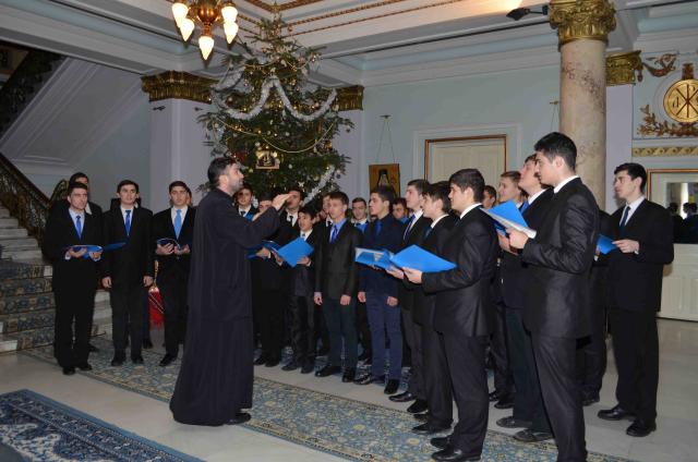 Colindători la Reşedinţa Mitropolitană - Seminarul Teologic Iaşi