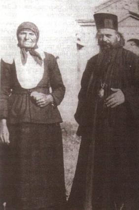 Sfântul Nicolae Velimirovici împreună cu mama sa