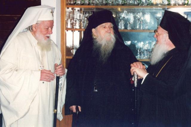 Vrednicul de pomenire patriarh Teoctist, părintele Cleopa şi Sanctitatea Sa Bartolomeu, Patriarhul Ecumenic al Constantinopolului