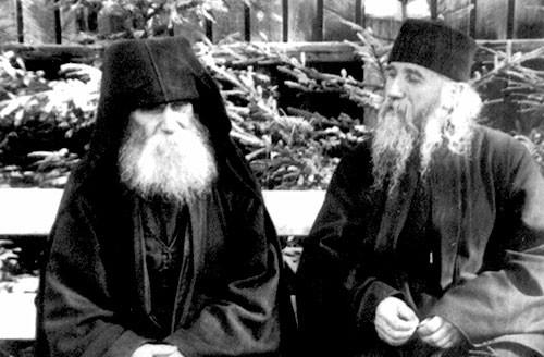 Părintele Paisie Olaru și Părintele Cleopa Ilie