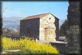 Biserica Sfântului Isidor din insula Hios, construită pe locul unde acesta a fost martirizat