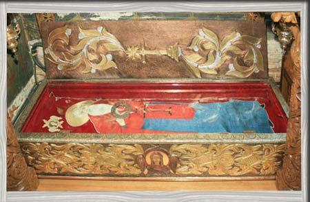 Moaștele Sfântului Cuvios Ioanichie cel Nou de la Muscel (Argeș)