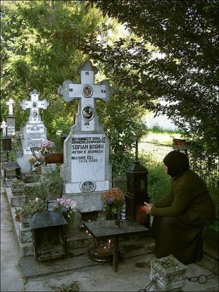 Mormântul Părintelui Sofian Boghiu