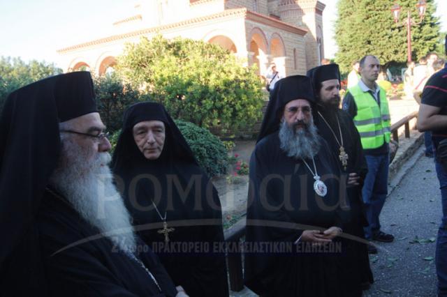 Slujba de priveghere în cinstea Sfântului Paisie Aghioritul - Suroti, Grecia (GALERIE FOTO)