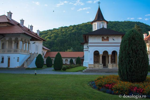 Biserica veche a Mănăstirii Brâncoveanu – Sâmbăta de Sus 