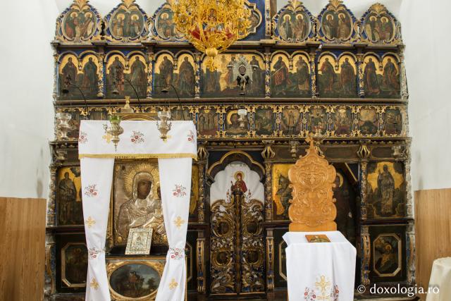 (Foto) Schitul „Sfânta Maria Magdalena” Ţibucani – Neamţ