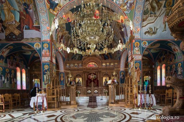 (Foto) Pași de pelerin la Mănăstirea Malevi – Grecia