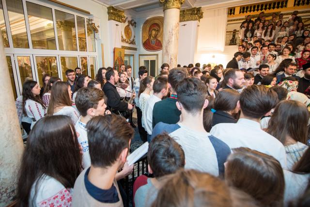 Colindători la Reședința Mitropolitană - Filialele ATOR din Moldova