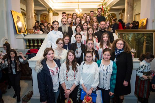 Colindători la Reședința Mitropolitană - Filialele ATOR din Moldova