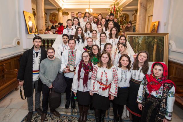 Colindători la Reședința Mitropolitană - Filialele ATOR din Moldova