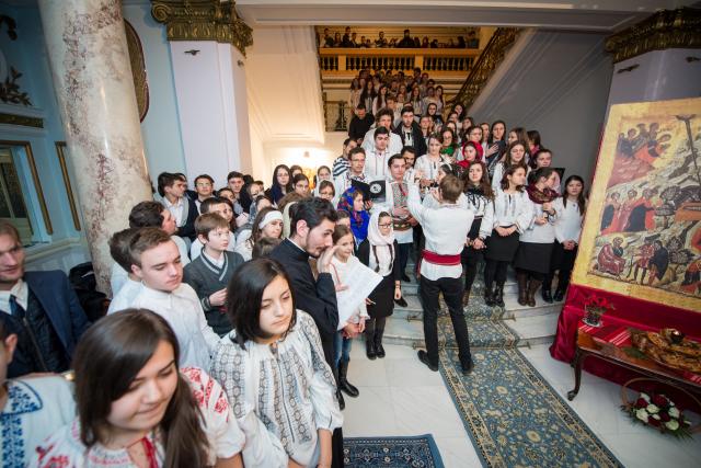 Colindători la Reședința Mitropolitană - Filialele ATOR din Moldova