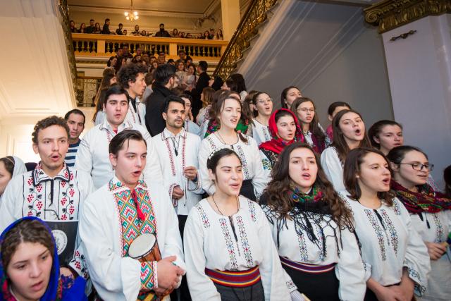 Colindători la Reședința Mitropolitană - Filialele ATOR din Moldova