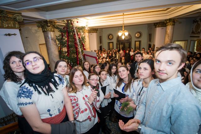 Colindători la Reședința Mitropolitană - Filialele ATOR din Moldova